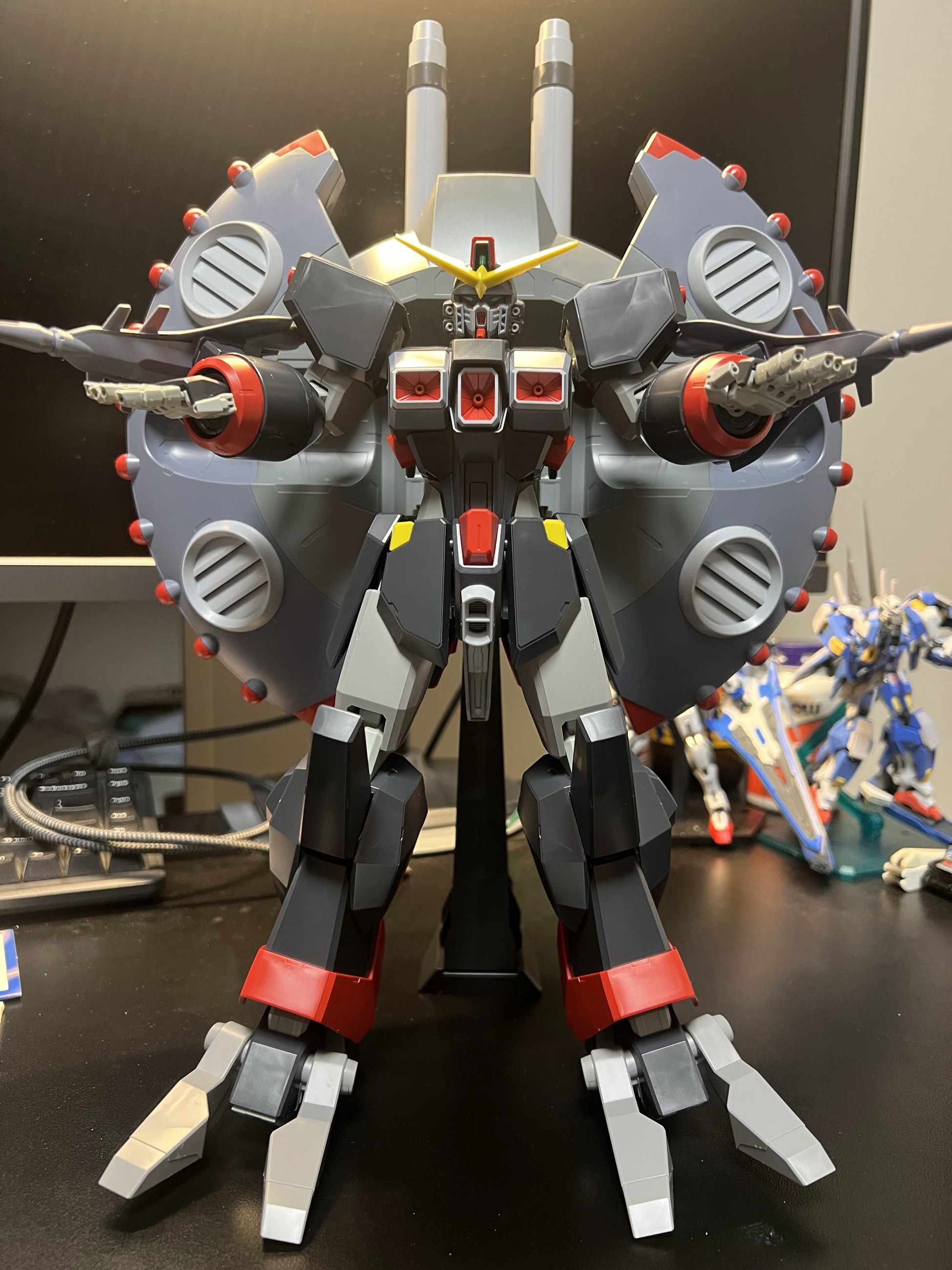 HG デストロイガンダムは今19,000円。10月の再販を待つべき理由 アイキャッチ画像